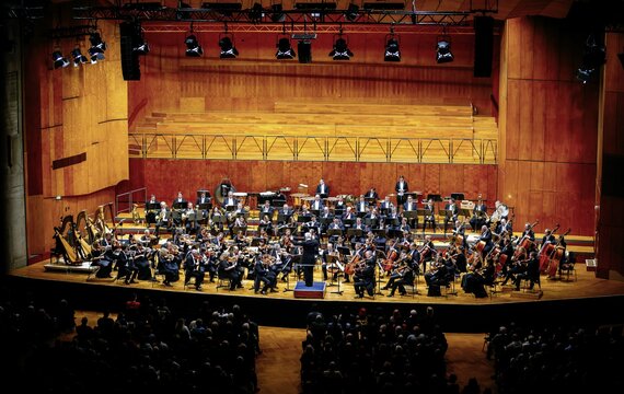 Die Stuttgarter Philharmoniker auf der Bühne | © Stuttgarter Philharmoniker